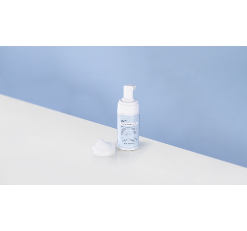 rich-moist-foaming-cleanser (4)